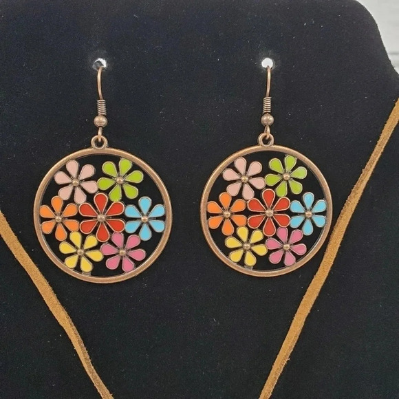 Metal and Wood Flower Earring and Necklace Set - Picture 3 of 3
